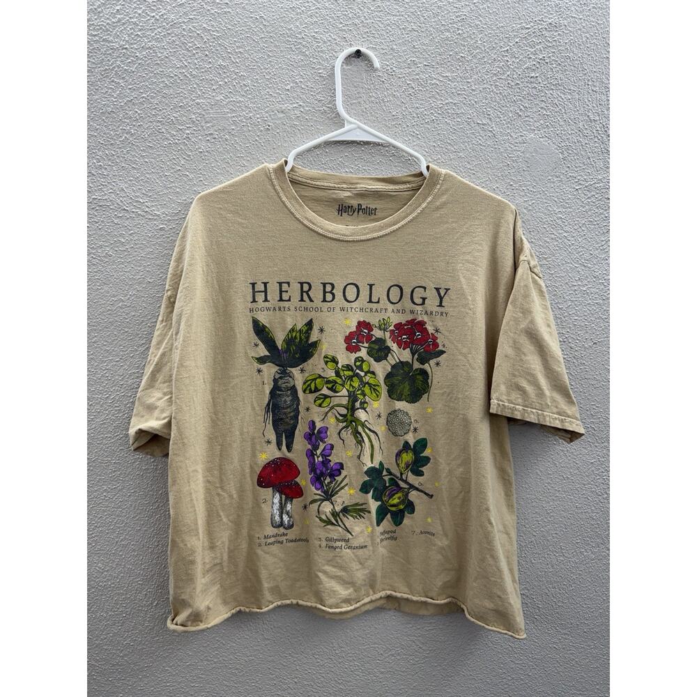 Harry Potter Womens Shirt Size XL Tan Hogwarts Herbology Short Sleeve Graphic